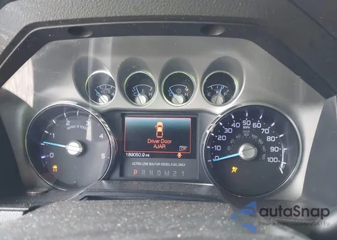 2016 Ford F-250 Lariat z USA, uszkodzony, nr VIN 1FT7W2BTXGED21458